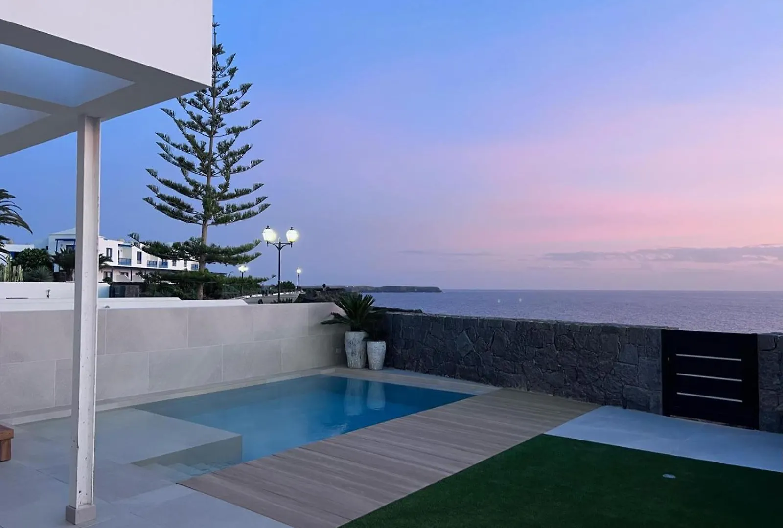 Vulcana Suite Playa Blanca  0*, Playa Blanca (Lanzarote) Spain