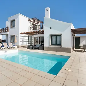 Villa Camelot, Playa Blanca (Lanzarote)